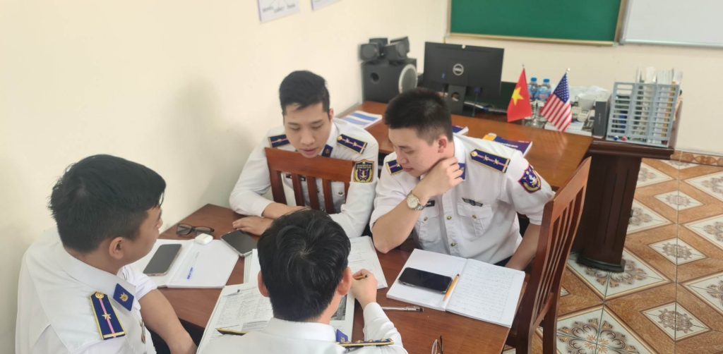 Vietnamese students studying grammar topics